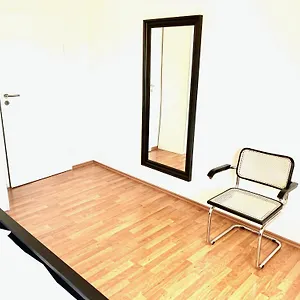 Super Zentral Begehrte Wohnlage Parkplatz Vor Haus Apartment